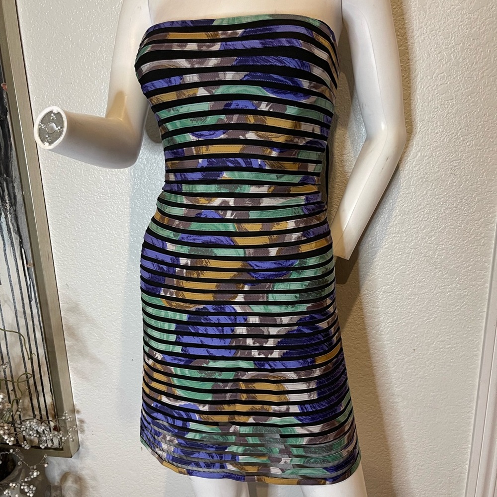 BCBGMAXAZRIA size 0 nwt Multicolor Tube Dress